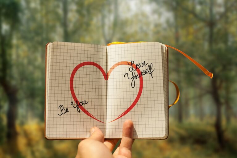 自己PRの添削は評判がいい？成功するためのポイントを解説！